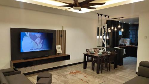 DT2165 Homestay 4 Room 8 Guest in ดูเรียน ตุงกัล