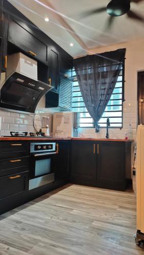 DT2165 Homestay 4 Room 8 Guest in ดูเรียน ตุงกัล