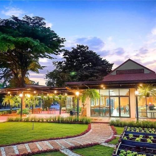 Sea and See Hotel Ratchaburi - 레스토랑