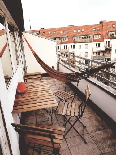 Charming maisonette with sun terrace, Düsseldorf