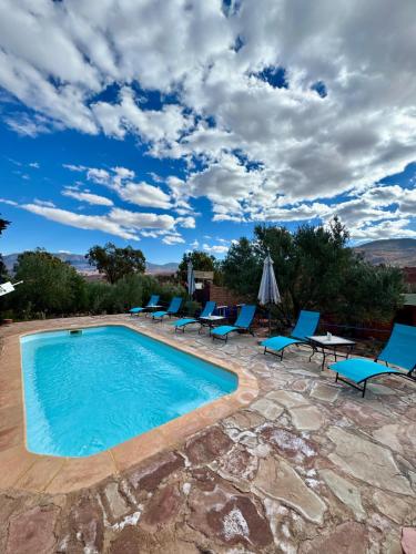 Surrounding environment, Soo Bin in Bin El Ouidane