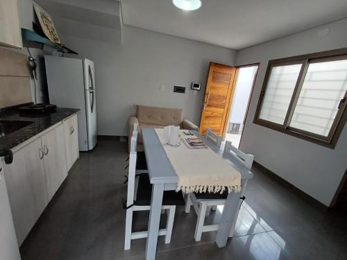 One-Bedroom Apartment image 9