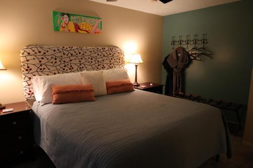 Harvest House Bed and Breakfast - image 8