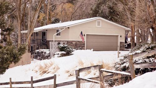 The Charlotte Chalet, Pocatello