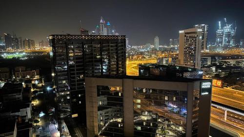 Adventurers Partition Room in Barsha Heights, Dubaï (photo 2)