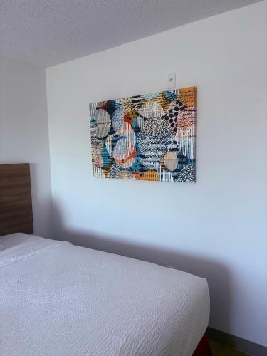 Microtel Inn and Suites DIA - image 10