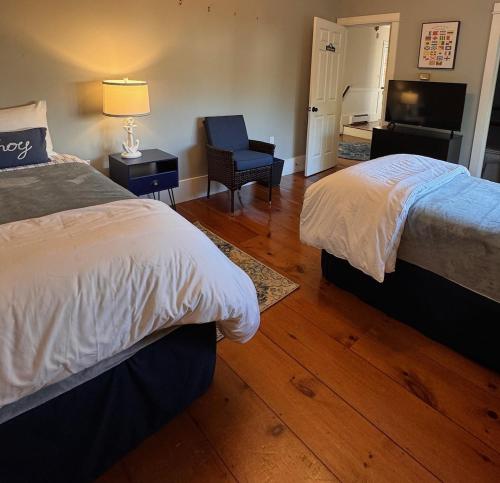 White Sails Inn – Kennebunk, ME