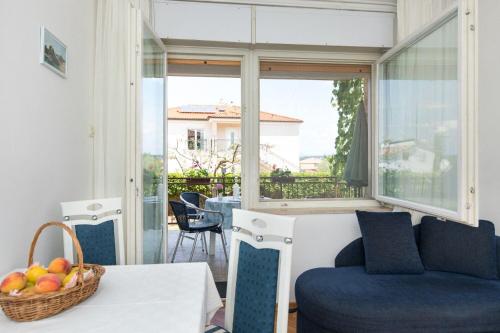 Apartments Kate-100m from beach - image 6