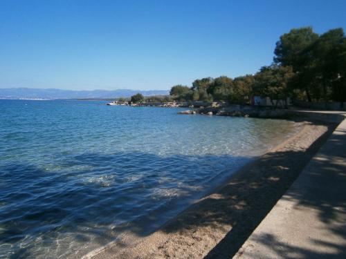 Apartments Kate-100m from beach - image 7