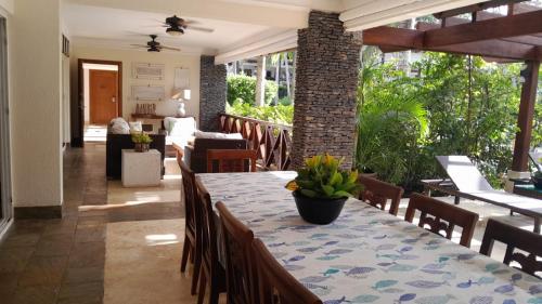 Balcones Del Atlantic Beachfrontbbq in Cano Seco