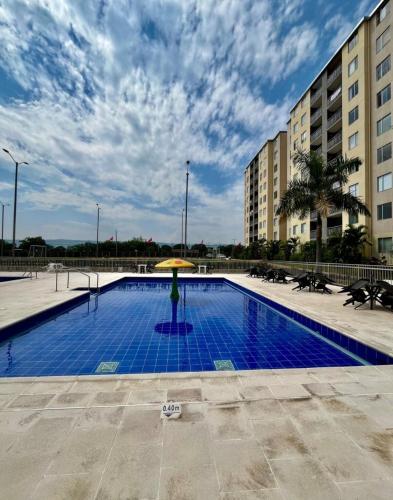Apartamento en Ricaurte con piscina a 10 minutos de Melgar y Girardot, canchas juegos y mas in Ricaurte