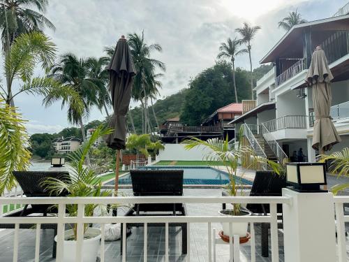 2SIS'S Khanom Resotel