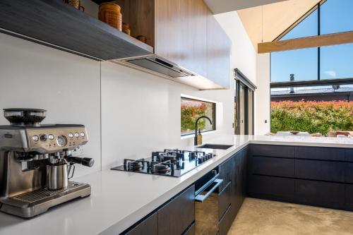 Coco Chalet by Sotheby's Luxury Rental Homes, Wanaka (foto 8)