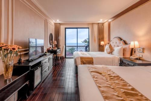 room detail thumbnail 0