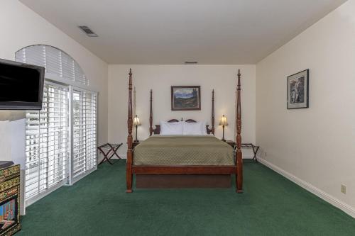 5th Street Inn - image 13