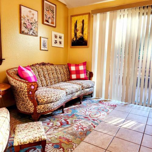 Miranda Gardens Resort Miranda Gardens Resort