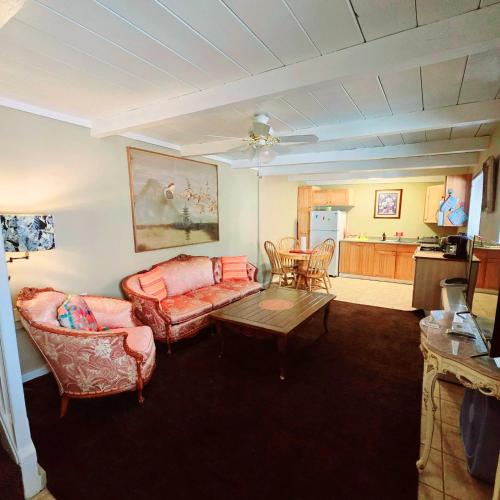 Miranda Gardens Resort Miranda Gardens Resort