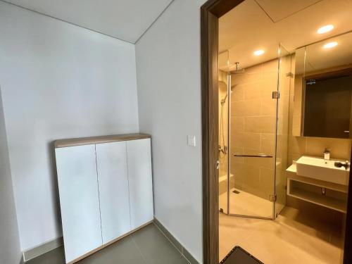 The Sky 89 Panorama D7