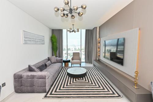 Spacious 1BR with Burj Khalifa View in District One Meydan, Dubái