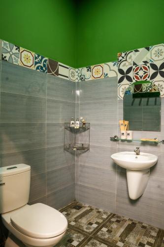 The Snail Haven Pub And Stay - Con Dao