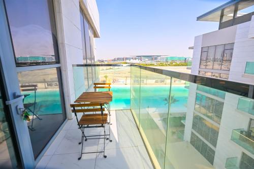 Spacious 1BR Burj Khalifa Views in District One Meydan, Dubaj