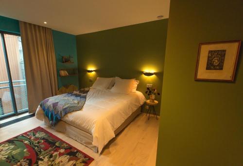 Eden Lodge Paris - image 9