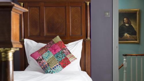 The Tunbridge Wells Hotel - image 6