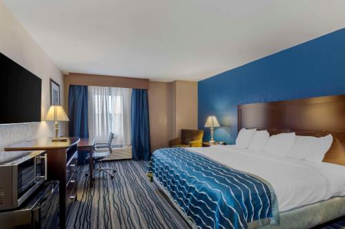 Comfort Inn & Suites in Brentwood, USA