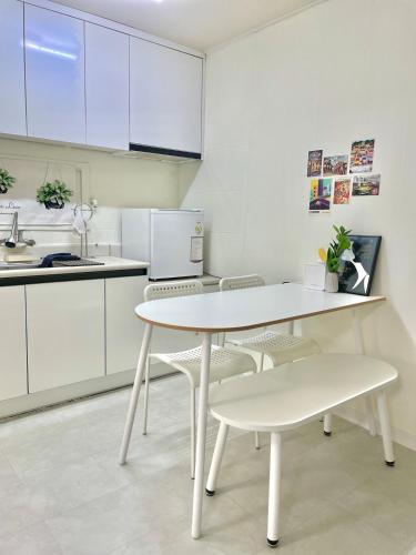 PI House Cozy house in central Seoul