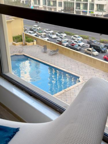 Modern Marina Escape 3BR Family Retreat at JBR, Дубай