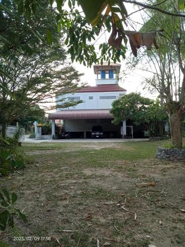 Pra-Ae Lanta Apartment