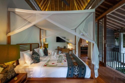 One-Bedroom River Suite with Complimentary Access to Titi Batu Sports Club image 6