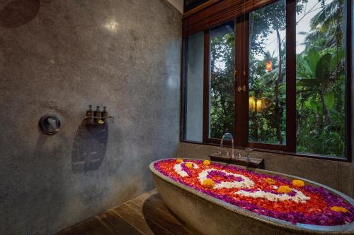 One-Bedroom River Suite with Complimentary Access to Titi Batu Sports Club image 8