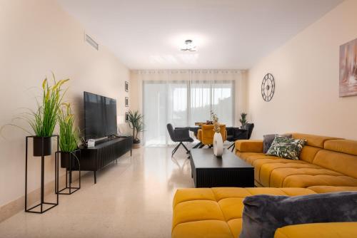 Iekārtas, Seaside Sotogrande Retreat with pool in Torreguadiaro