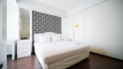 Two-Bedroom Apartment image 8
