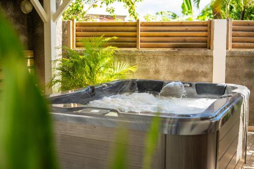 poreamme, L’Escale Kreyol - Avec jacuzzi in Lamentin