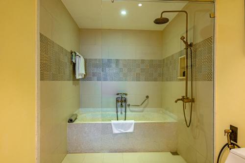 633446239 Wyndham Garden Hoi An Cua Dai Beach