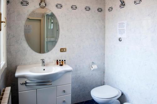 Casa di Dante-Roof Terrace - image 7