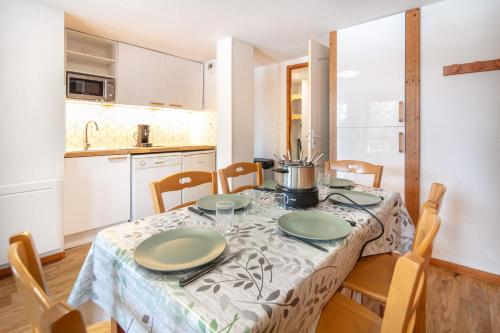 Joubarbes - Station à pied - Apartment - Chamrousse