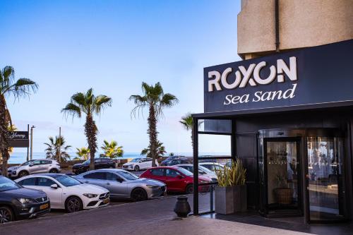 Exterior view, Roxon Sea Sand Bat Yam in Bat Yam