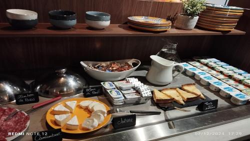 키히아드 생 파흐고 폰티에히 아폴로니아 - 식음료(F&B)