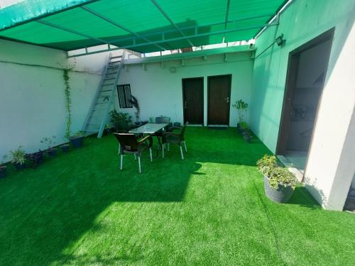 Luxury Living Penthouse Gulshan Iqbal Block#7 - image 10