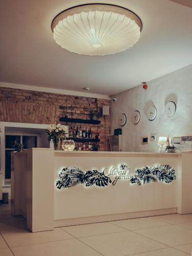 Moon Garden Old Town Hotel