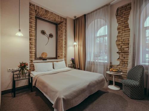 อาร์ต โฮเต็ล มูน การ์เดน (Art Hotel Moon Garden) in วิลนีอุส