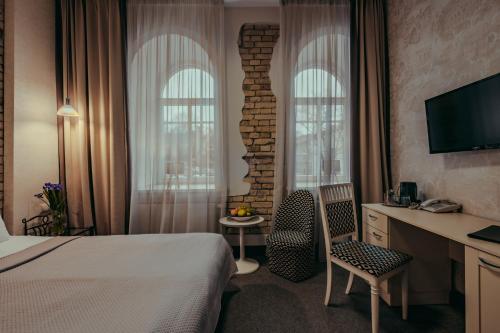 Moon Garden Old Town Hotel