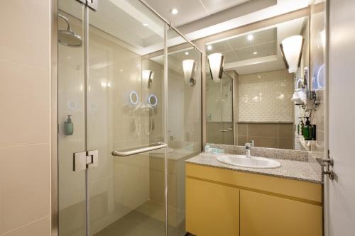 Royal Continental Hotel, Dubai (photo 4)