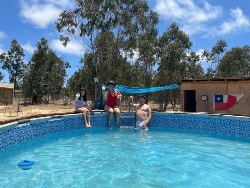 泳池, Casa Payeu Tunquén Algarrobo (Casa Payeu Tunquen Algarrobo) in 阿爾格羅伯