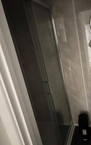 Canterbury City Guesthouse with All En-suite rooms and Hot-tub Canterbury City Guesthouse with All En-suite rooms and Hot-tub