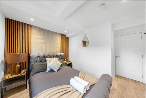 Canterbury City Guesthouse with All En-suite rooms and Hot-tub Canterbury City Guesthouse with All En-suite rooms and Hot-tub