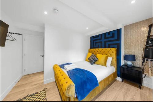 Canterbury City Guesthouse with All En-suite rooms and Hot-tub Canterbury City Guesthouse with All En-suite rooms and Hot-tub